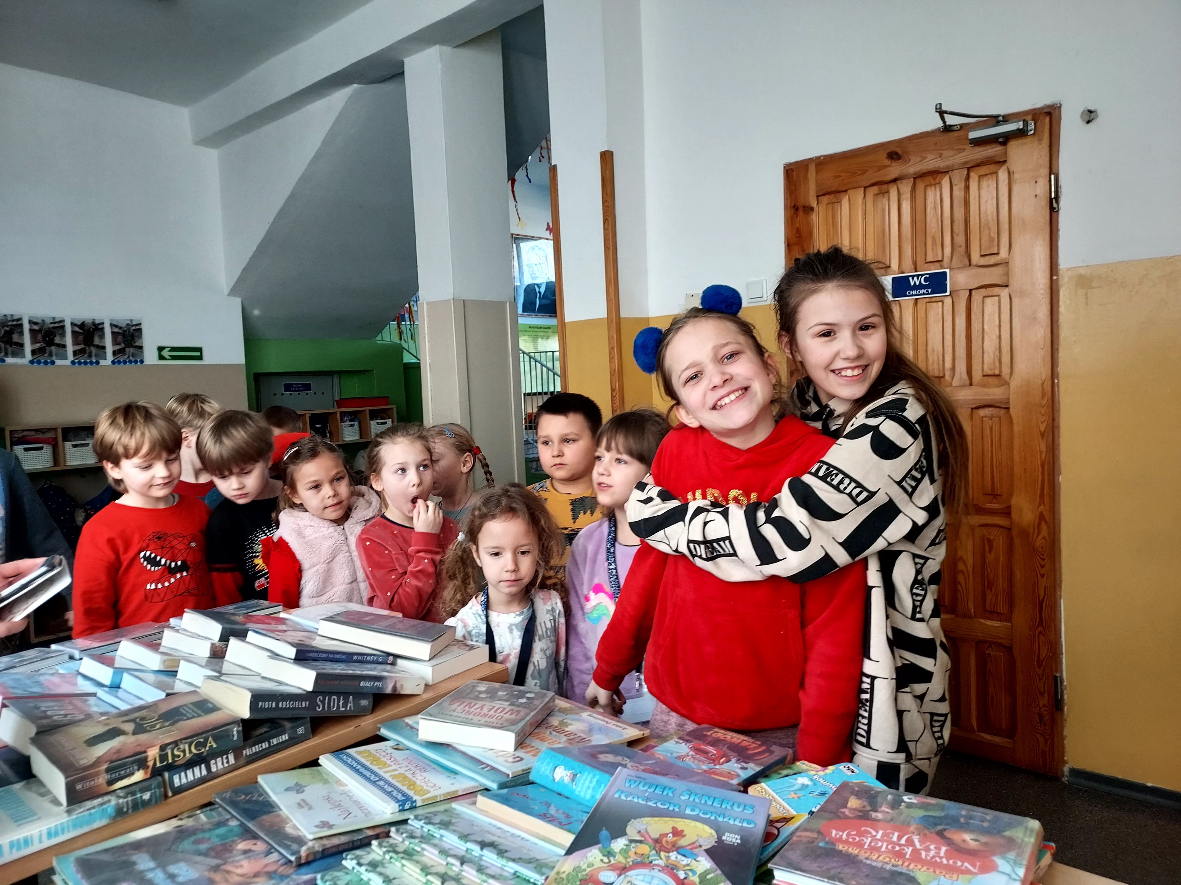 Punkt biblioteczny w Szkole Podstawowej nr 2 w Wapnicy 7 lutego 2023 r.