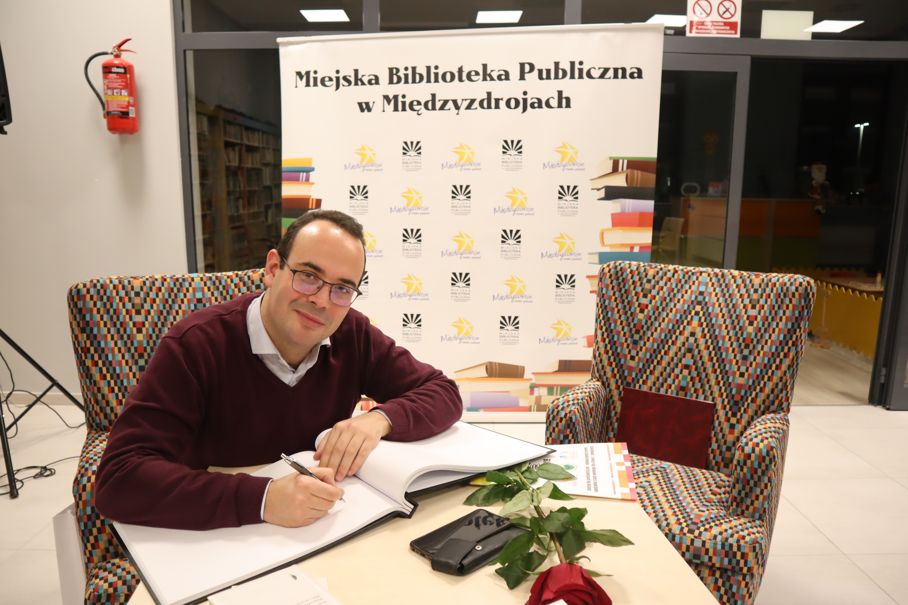 „Wyspy – na styku granic” – czyli spotkanie autorskie z Piotrem Oleksym w Bibliotece w Międzyzdrojach - 25 stycznia 2023 r. 
