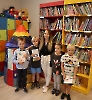 Uroczyste pasowanie pierwszoklasistów na czytelników Miejskiej Biblioteki Publicznej w Międzyzdrojach 28 września 2023 r.